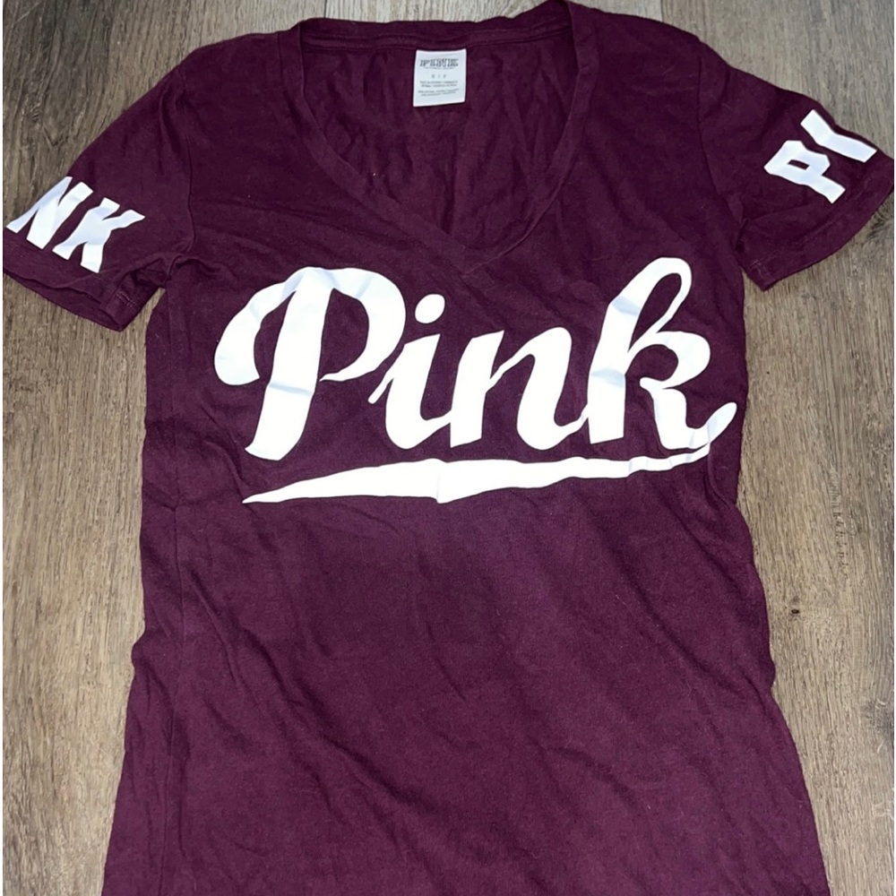 Maroon PINK V-neck tee